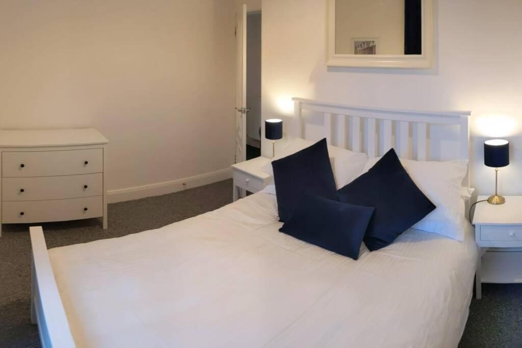 Glenfinnan - Two Bedroom Apartment Dunfermline Luaran gambar
